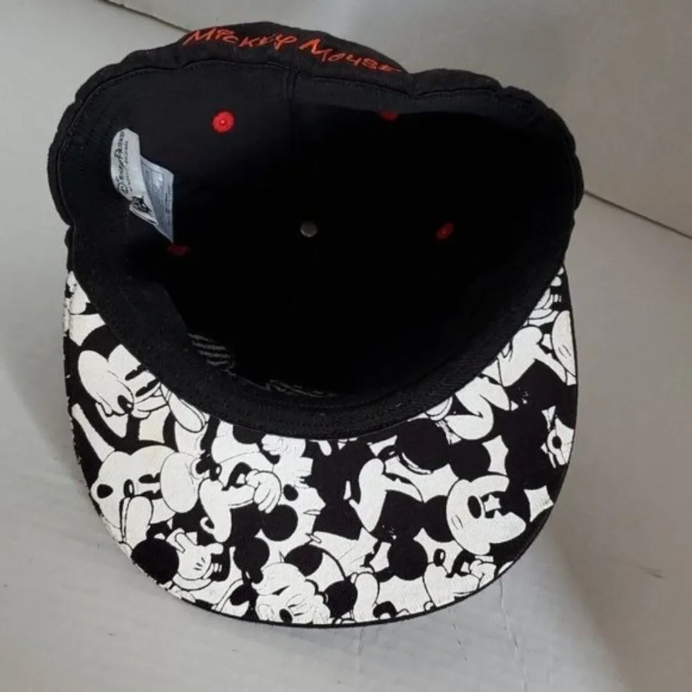 Mickey Mouse Flat Brim Hat Cap Black Embroidered Disney Parks Size Youth